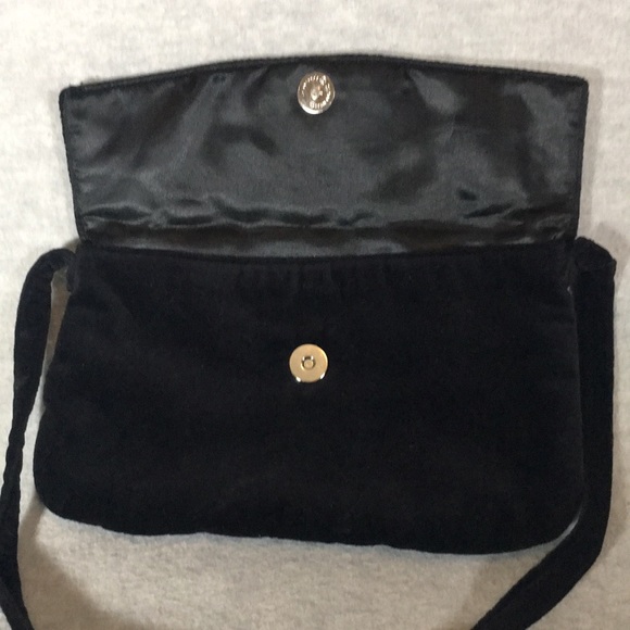 VELVET Occasion Handbag with Intricate Beading Looks Expensive Made in India - Picture 12 of 16